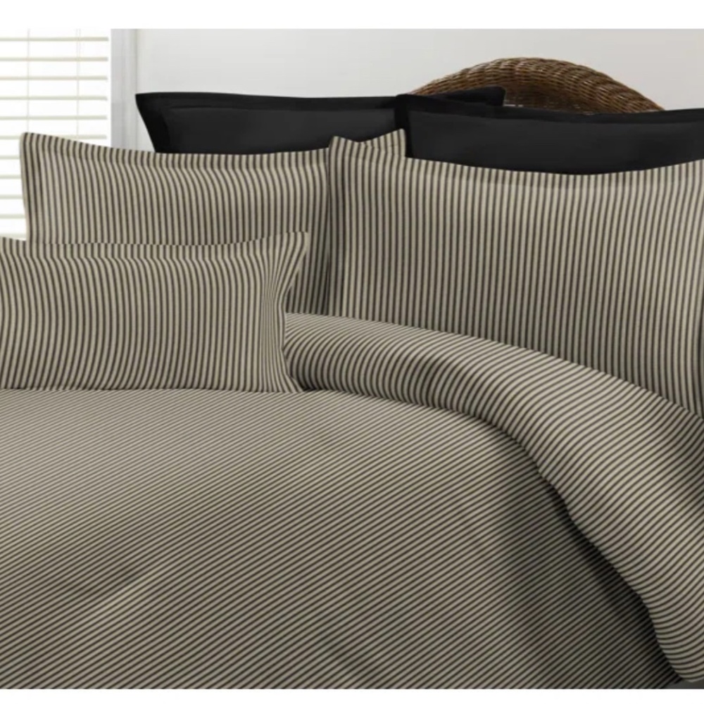 Victor Mill Cathleen 3 pc. Daybed Set